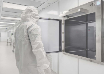Clean Room Suppliers Clean room by Allied Cleanrooms - USP 797, and ISO 4, ISO 5, ISO 6, ISO 7, and IS0 8, cGMP cleanroom manufacturing, soft wall cleanrooms FED-STD-209E and ISO 14644-1, control contamination