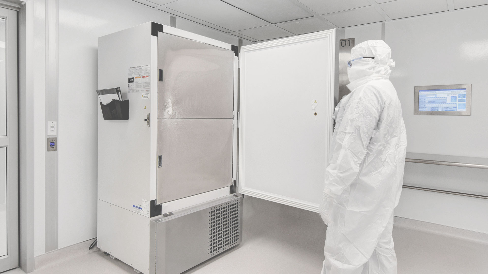 Cleanroom Supplier Clean room by Allied Cleanrooms - USP 797, and ISO 4, ISO 5, ISO 6, ISO 7, and IS0 8, cGMP cleanroom manufacturing, soft wall cleanrooms FED-STD-209E and ISO 14644-1, control contamination