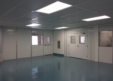 Clean room by Allied Cleanrooms - USP 797, and ISO 4, ISO 5, ISO 6, ISO 7, and IS0 8, cGMP cleanroom manufacturing
