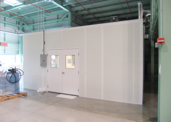 Clean room by Allied Cleanrooms - USP 797, and ISO 4, ISO 5, ISO 6, ISO 7, and IS0 8, cGMP cleanroom manufacturing