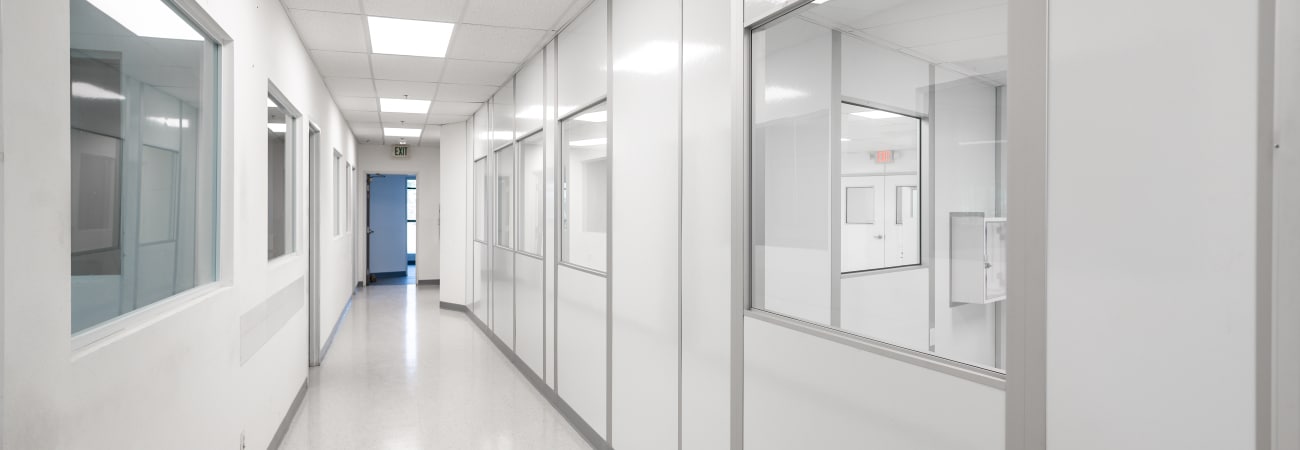 Clean room by Allied Cleanrooms - USP 797, and ISO 4, ISO 5, ISO 6, ISO 7, and IS0 8, cGMP cleanroom manufacturing, soft wall cleanrooms FED-STD-209E and ISO 14644-1, control contamination
