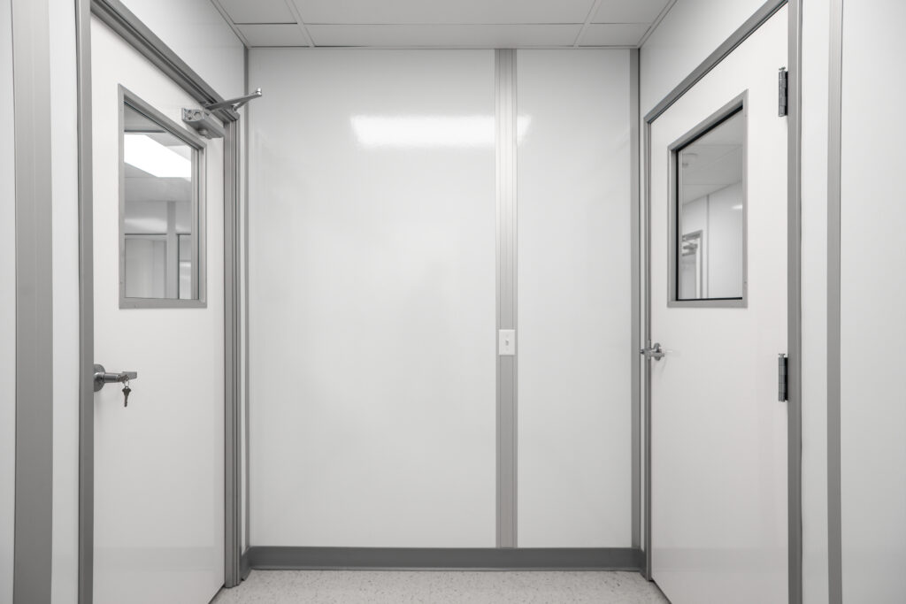 Clean room by Allied Cleanrooms - USP 797, and ISO 4, ISO 5, ISO 6, ISO 7, and IS0 8, cGMP cleanroom manufacturing, soft wall cleanrooms FED-STD-209E and ISO 14644-1, control contamination