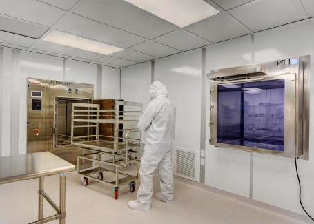Clean room by Allied Cleanrooms - USP 797, and ISO 4, ISO 5, ISO 6, ISO 7, and IS0 8, cGMP cleanroom manufacturing, soft wall cleanrooms FED-STD-209E and ISO 14644-1, control contamination