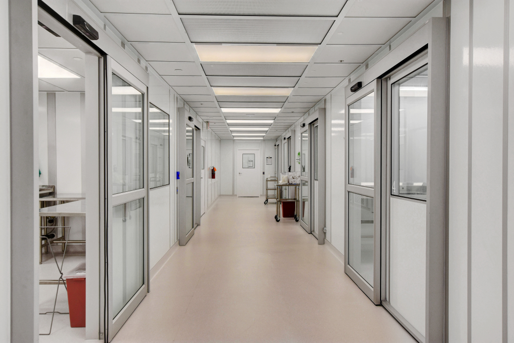 Why Choosing Allied for Your Next Cleanroom Build is the Smart Choice Clean room by Allied Cleanrooms - USP 797, and ISO 4, ISO 5, ISO 6, ISO 7, and IS0 8, cGMP cleanroom manufacturing, soft wall cleanrooms FED-STD-209E and ISO 14644-1, control contamination