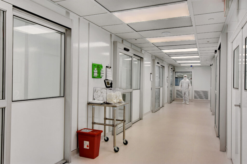 Clean room by Allied Cleanrooms - USP 797, and ISO 4, ISO 5, ISO 6, ISO 7, and IS0 8, cGMP cleanroom manufacturing, soft wall cleanrooms FED-STD-209E and ISO 14644-1, control contamination