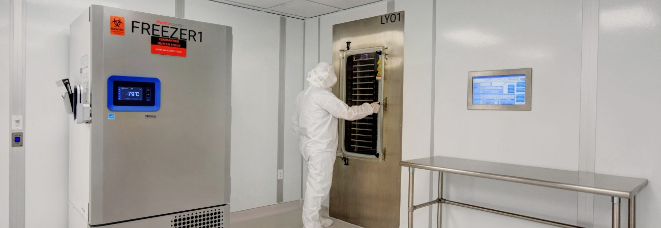 Clean room by Allied Cleanrooms - USP 797, and ISO 4, ISO 5, ISO 6, ISO 7, and IS0 8, cGMP cleanroom manufacturing, soft wall cleanrooms FED-STD-209E and ISO 14644-1, control contamination